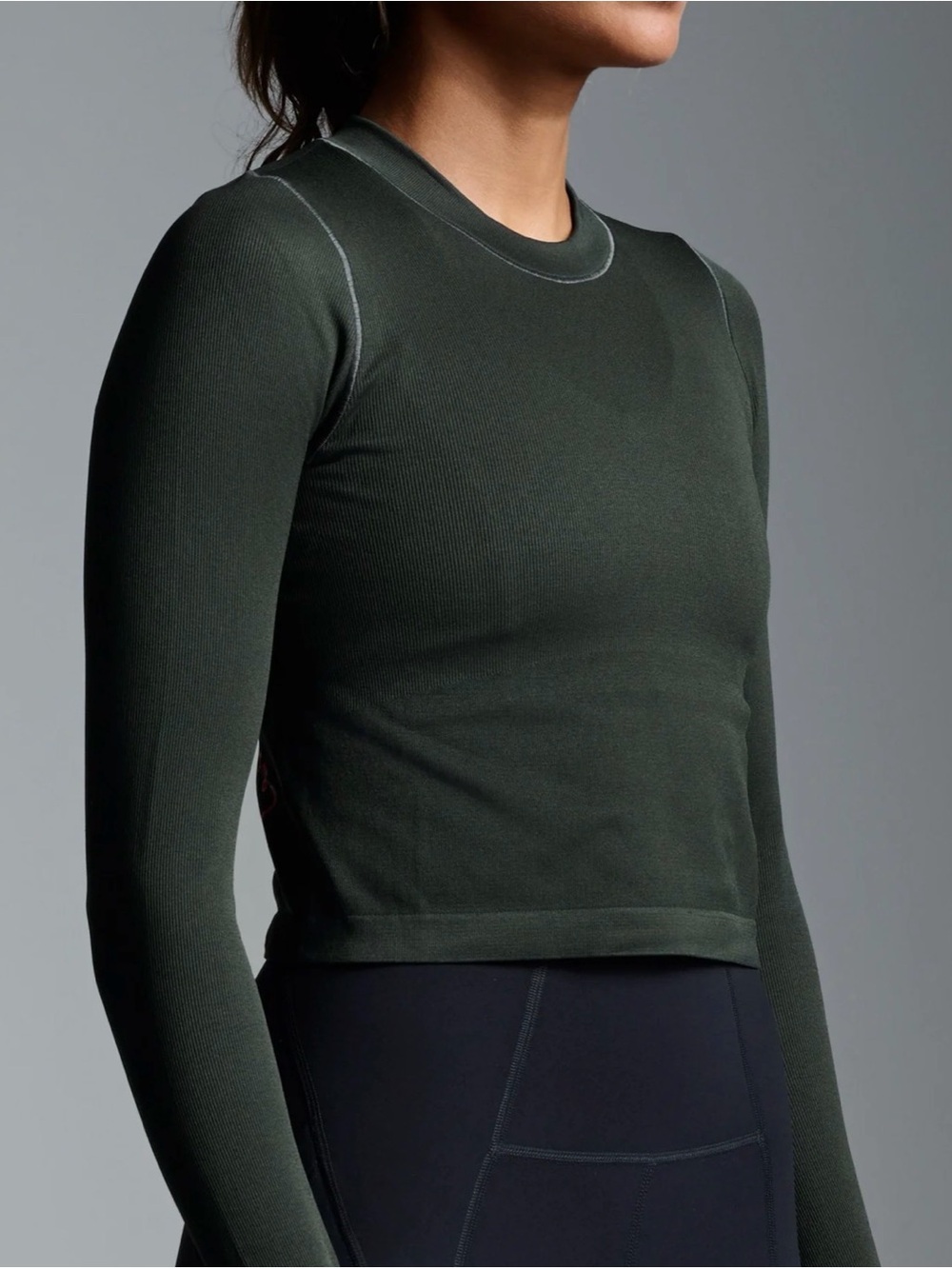 LNDR Power Crop Long Sleeve Size S-M - Olive